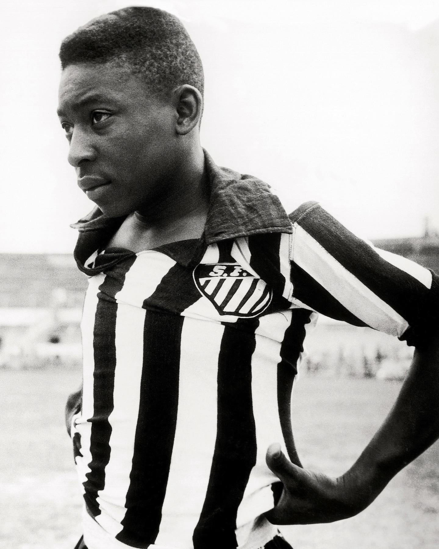 Actu Foot - Pelé sera enterré au stade de Santos, là où il a évolué pendant la quasi totalité de sa