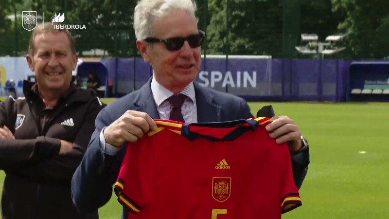 El Embajador De España En Londres Con La Selección Femenina : 🔴 Sefutbol