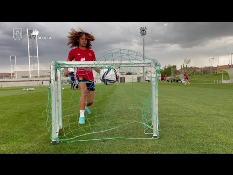 La Selección Española Femenina Sub-17 Al Trabajo Preparando El Europeo De Bosnia : 🔴 Sefutbol